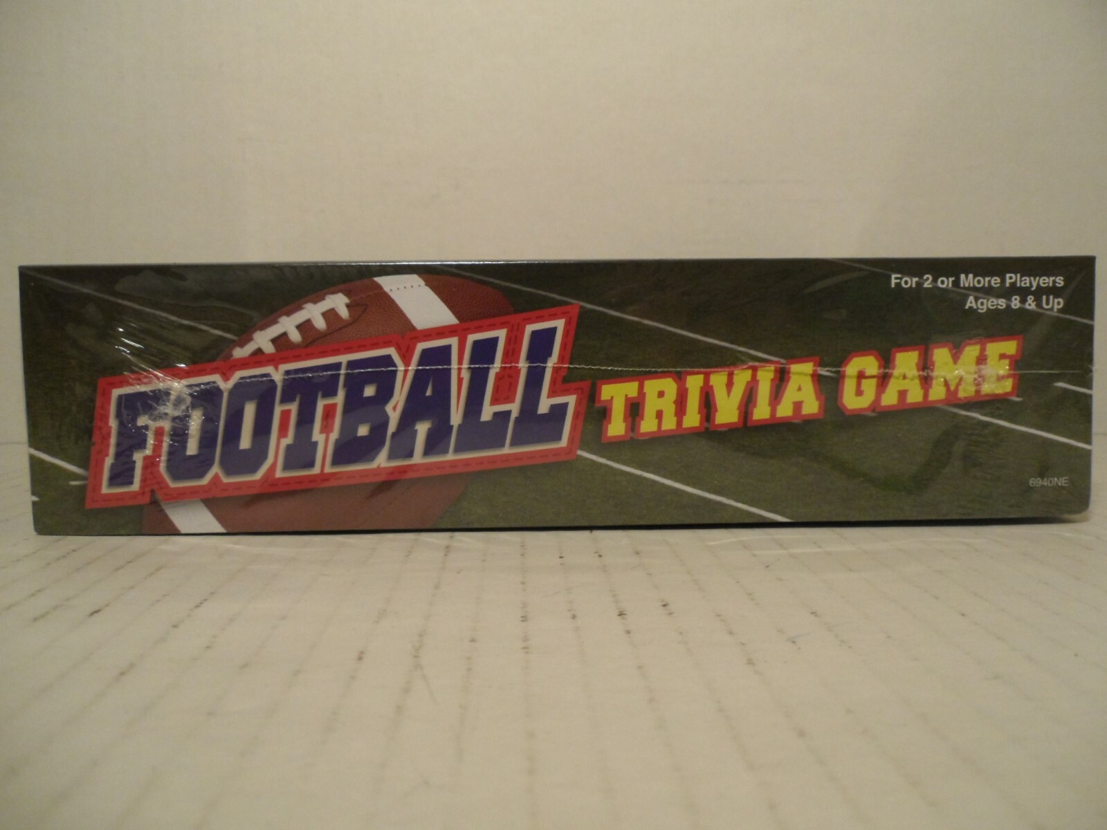 FOOTBALL TRIVIA GAME Ages 8 & Up, For 2 Or More Players NFL Sports Teams NEW!