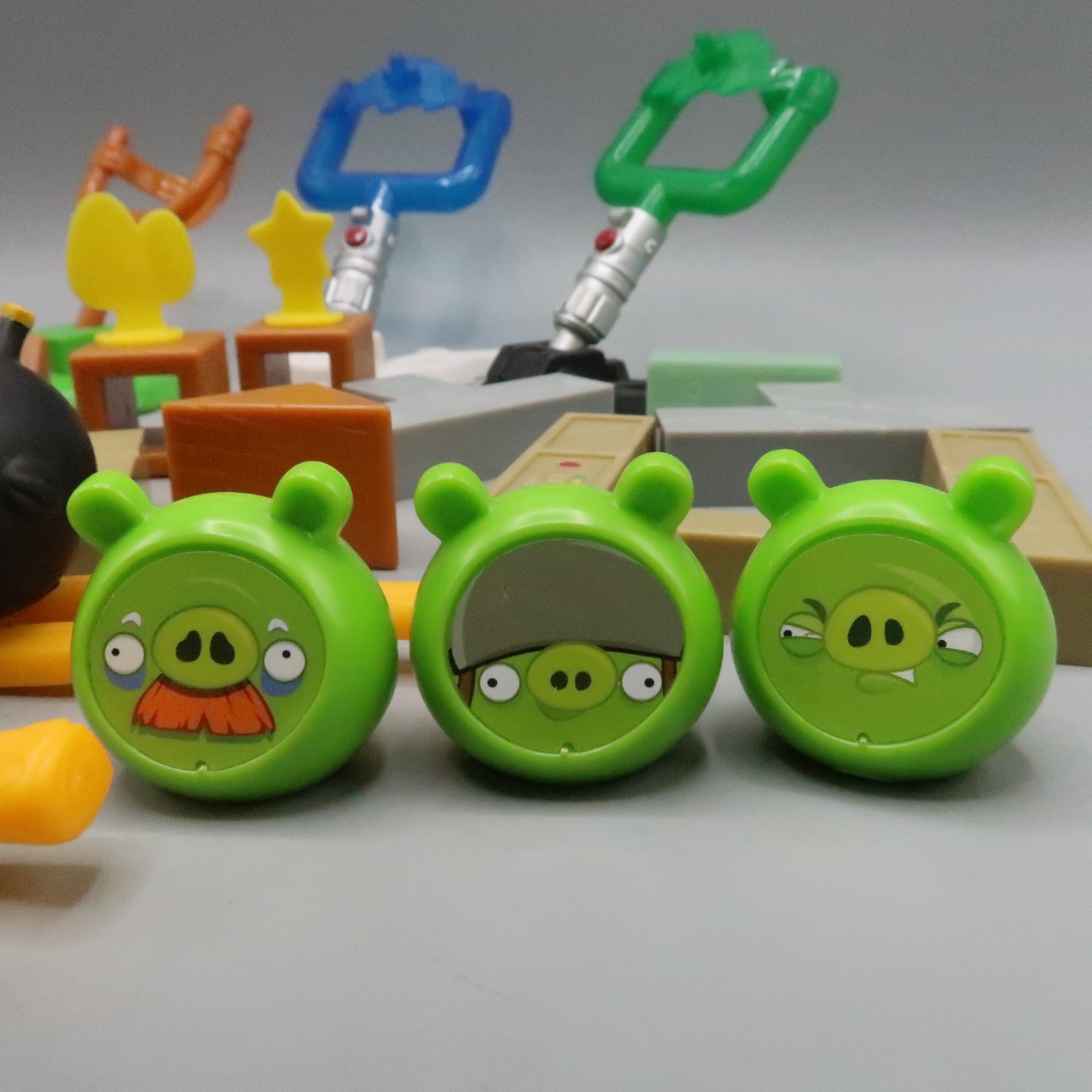 Mattel Angry Birds Space Game Not Complete Replacement Add on Launch Pigs