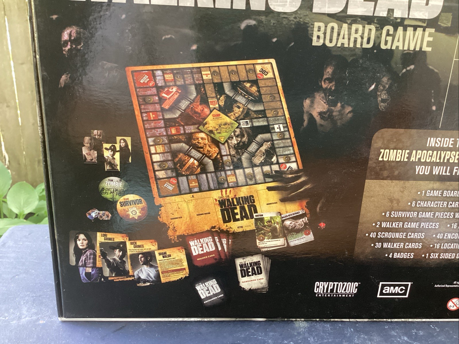 AMC The Walking Dead Board Game by Cryptozoic 2011 Great condition!