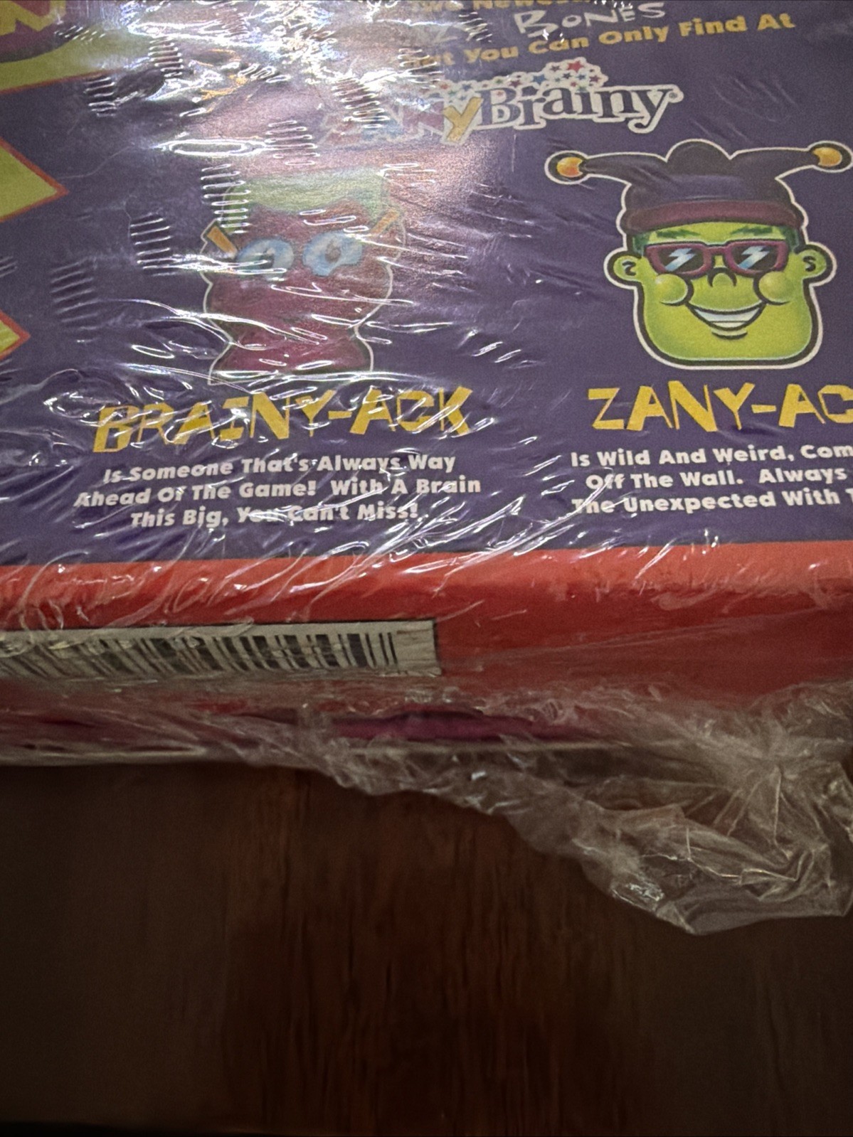 SUPER Rare Sealed Gogos Crazy Bones Zainy Brainy Lunchbox Exclusive Gold READ