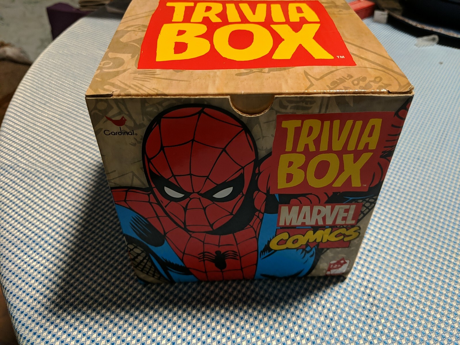 MARVEL Comics Trivia Box Game Cardinal Avengers Spider Man Captain America Thor