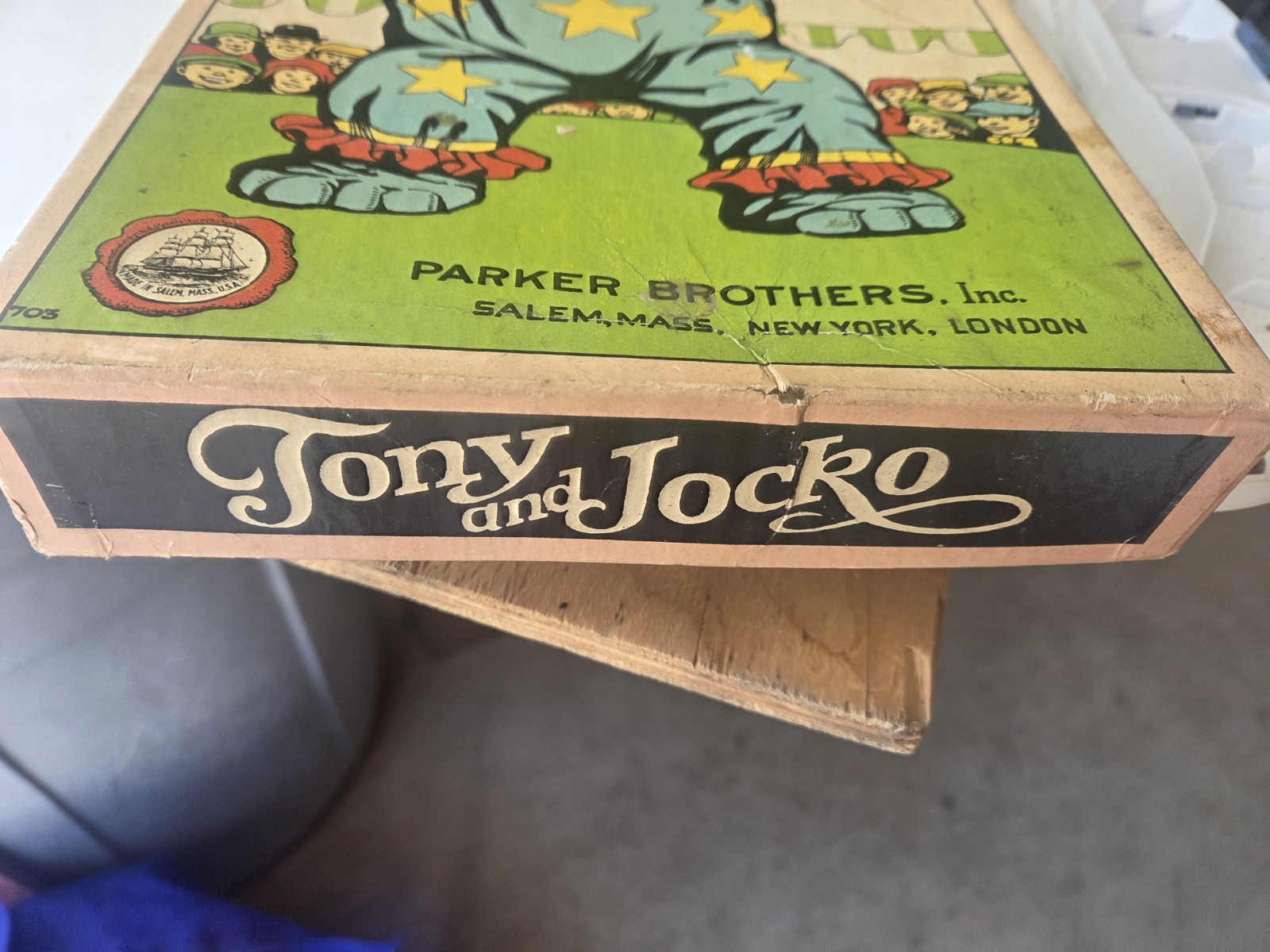RARE 1928 PARKER BROS TONY & JOCKO A FUNNY ANIMAL SHOOTING GAME
