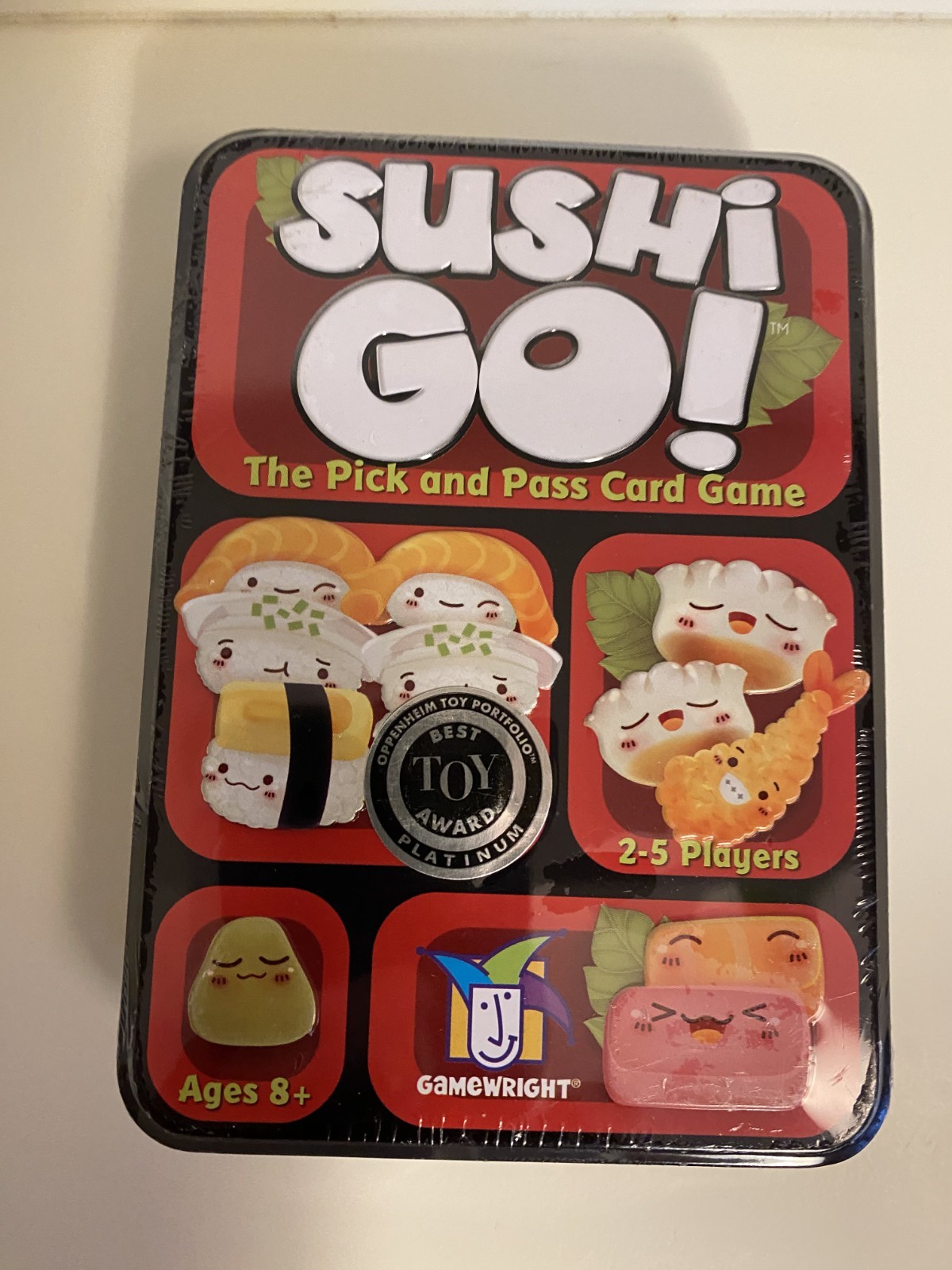 Sushi Go! The Pick and Pass Card Game NEW Sealed Best Toy Award Winner