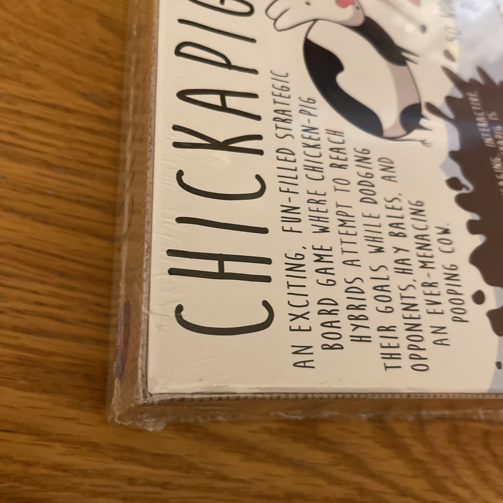New – CHICKAPIG Family STRATEGY BOARD GAME – Buffalo Games CHICKEN-PIG HYBRIDS