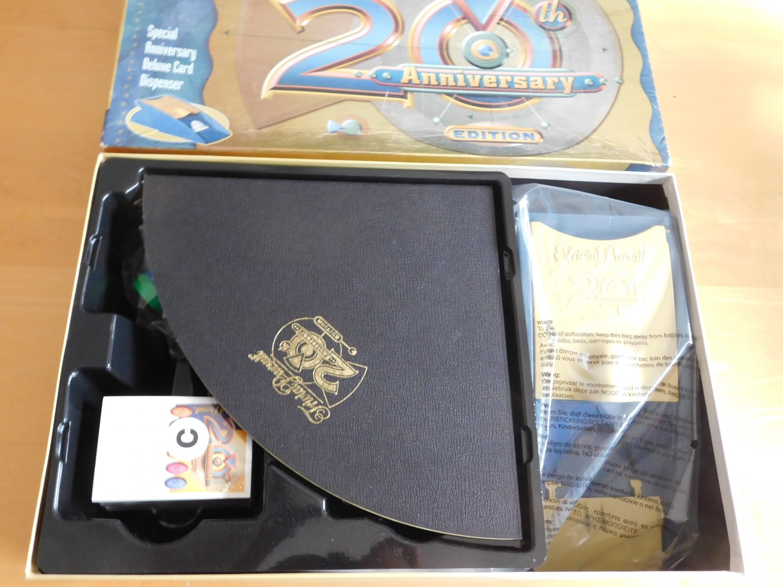 Trivial Pursuit 20th Anniversary Edition Cards Board Game Trivia SEALED NEW
