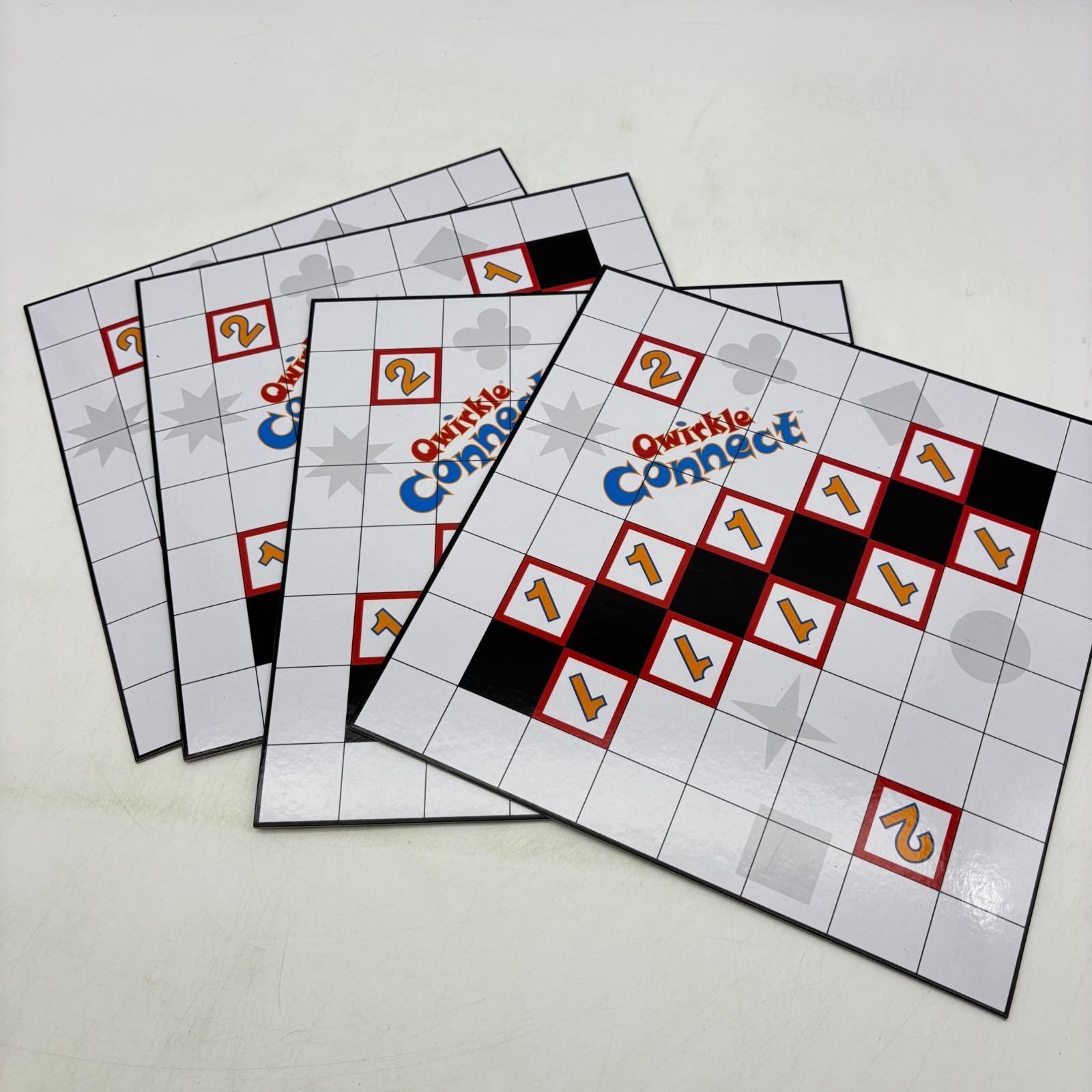 Qwirkle Trio 3 in 1 Game COMPLETE MindWare 2013 Tiles Strategy Select Connect