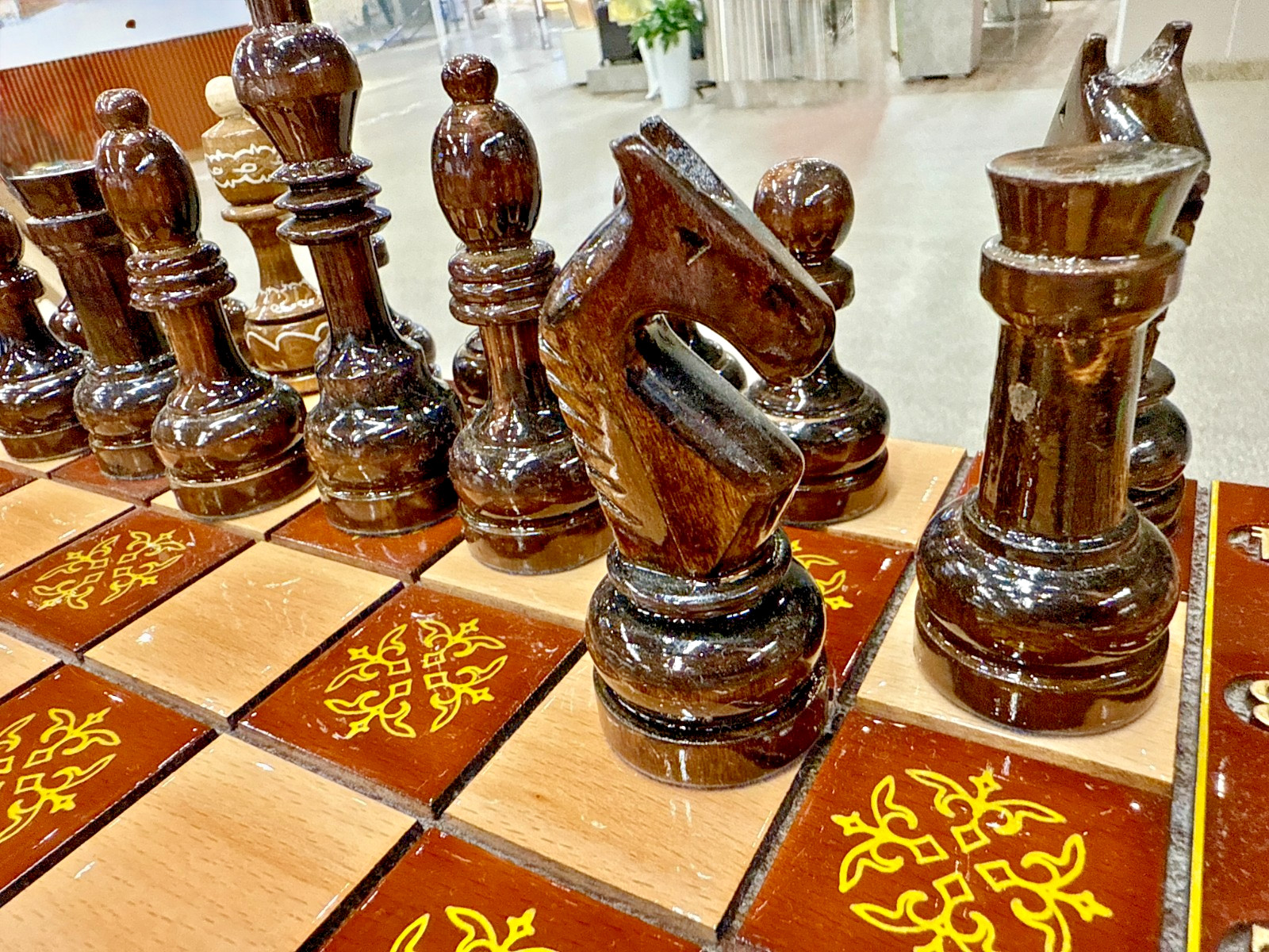 Own the Only One – Luxury Walnut Wood Backgammon Chess Board Handmade 24 In