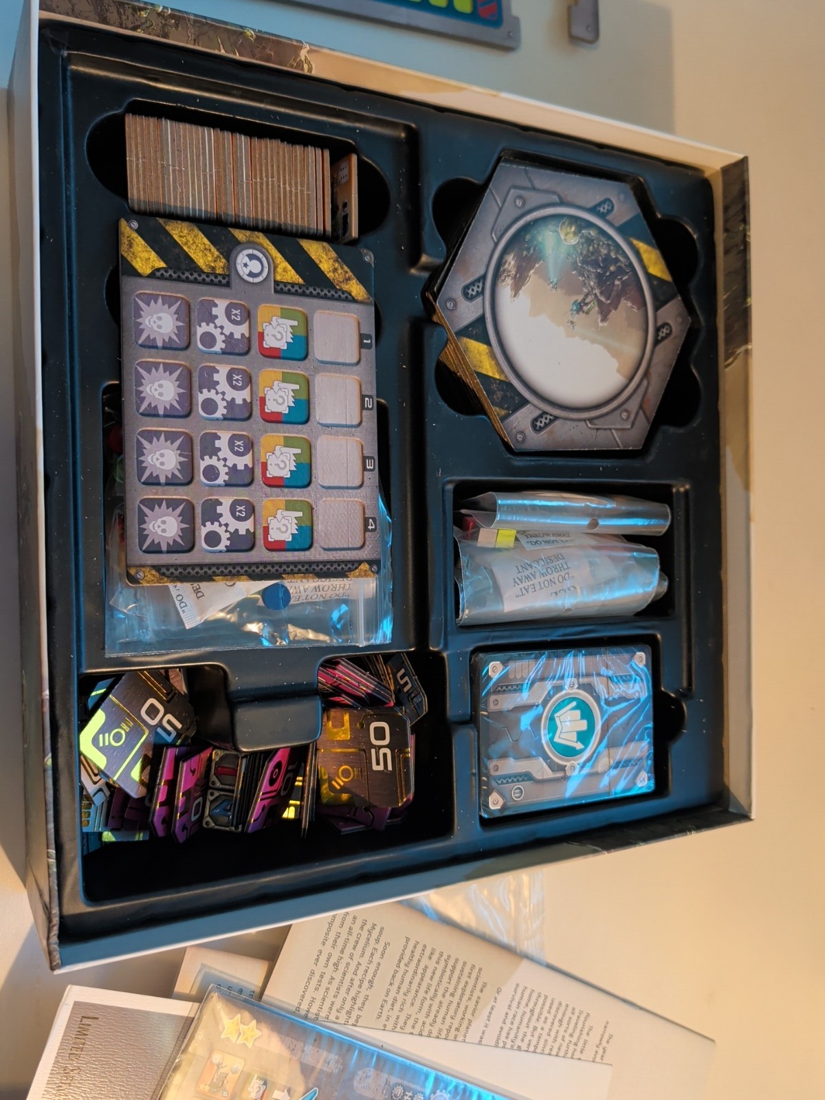 Living Planet Deluxe Board Game