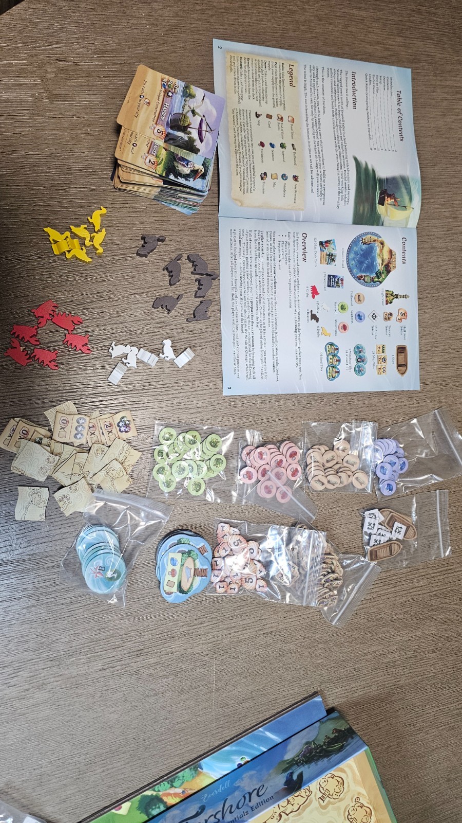 Starling Games Everdell Farshore Essentials Game 2-4 Players 10+ USED