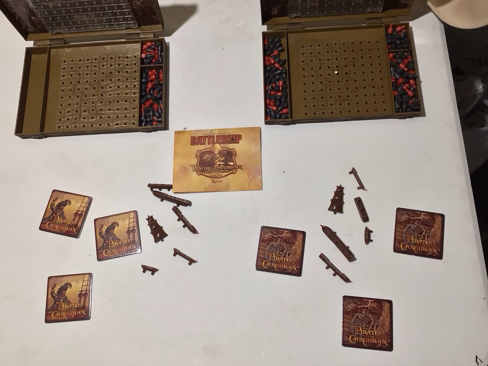 Pirates of the Caribbean Battleship Disney Parks Exclusive Edition 100% COMPLETE