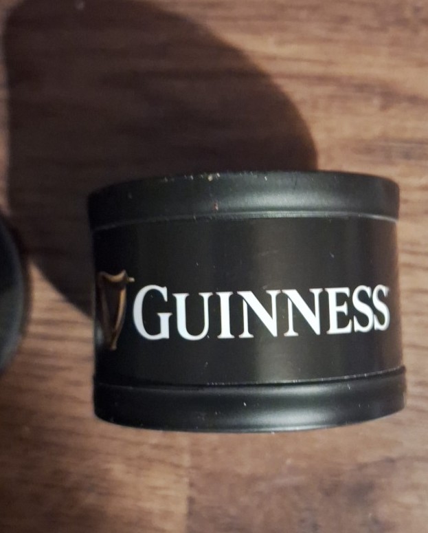 Liar’s Dice – Guinness Pub Game Series 2019 Open Box