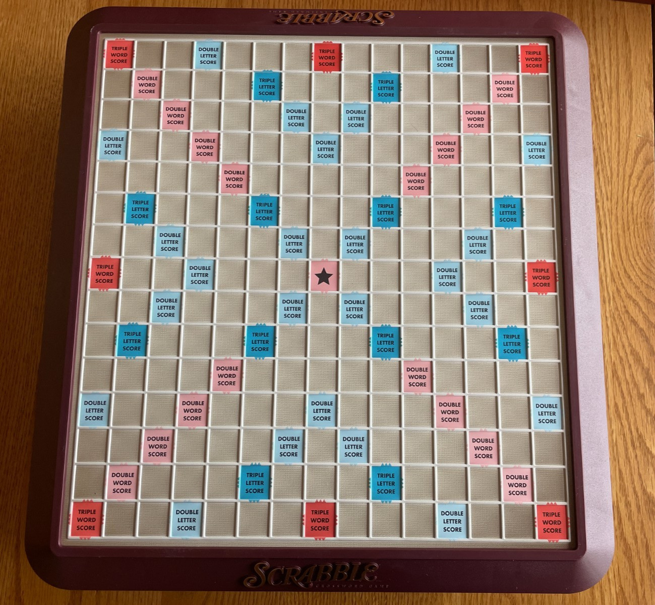 Vtg 2001 SCRABBLE DELUXE EDITION w/ Rotating Turntable Game Board 100% Complete
