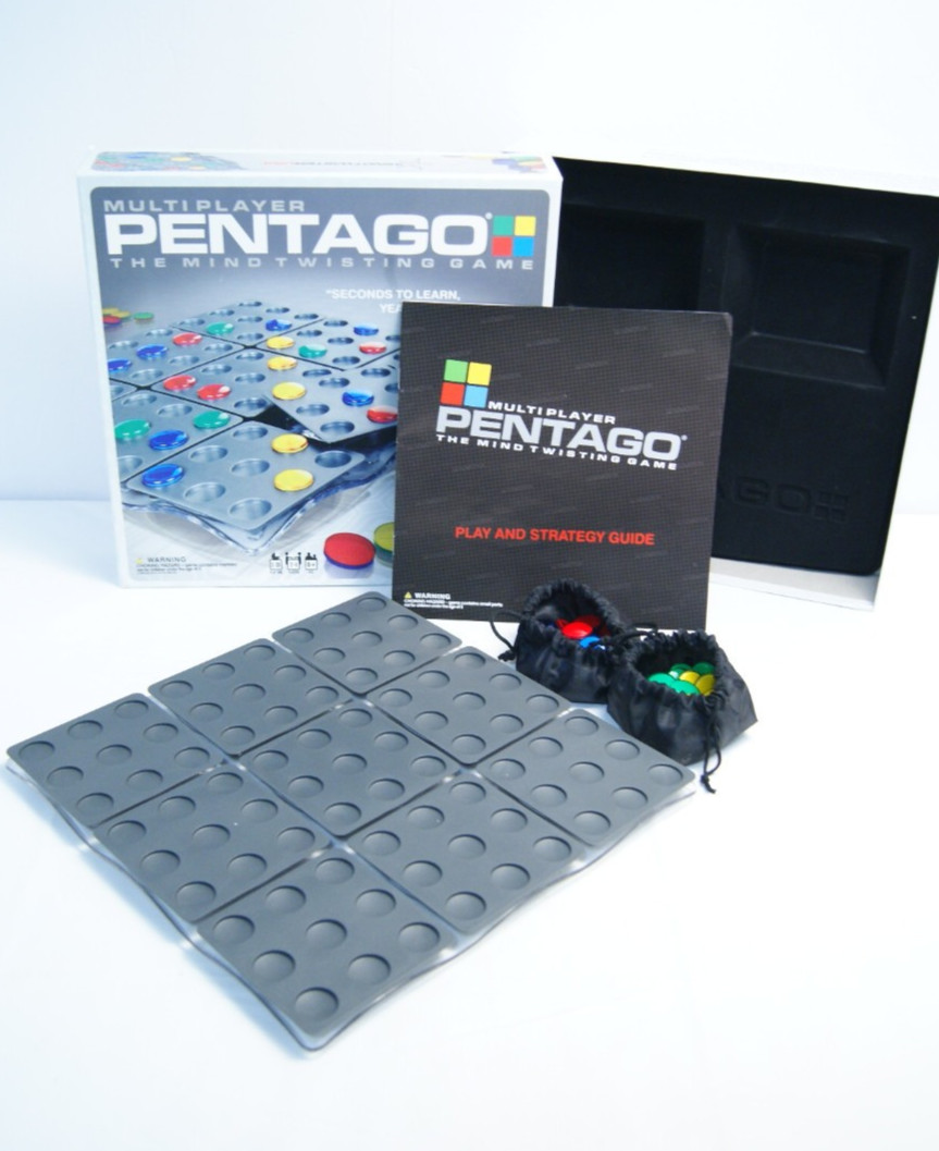 PENTAGO Mind Twister Board Game – Multi Player Version 2005 Complete