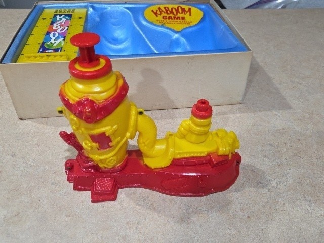 Vintage 1960’s Kaboom Balloon Busting Game by Ideal – In Box