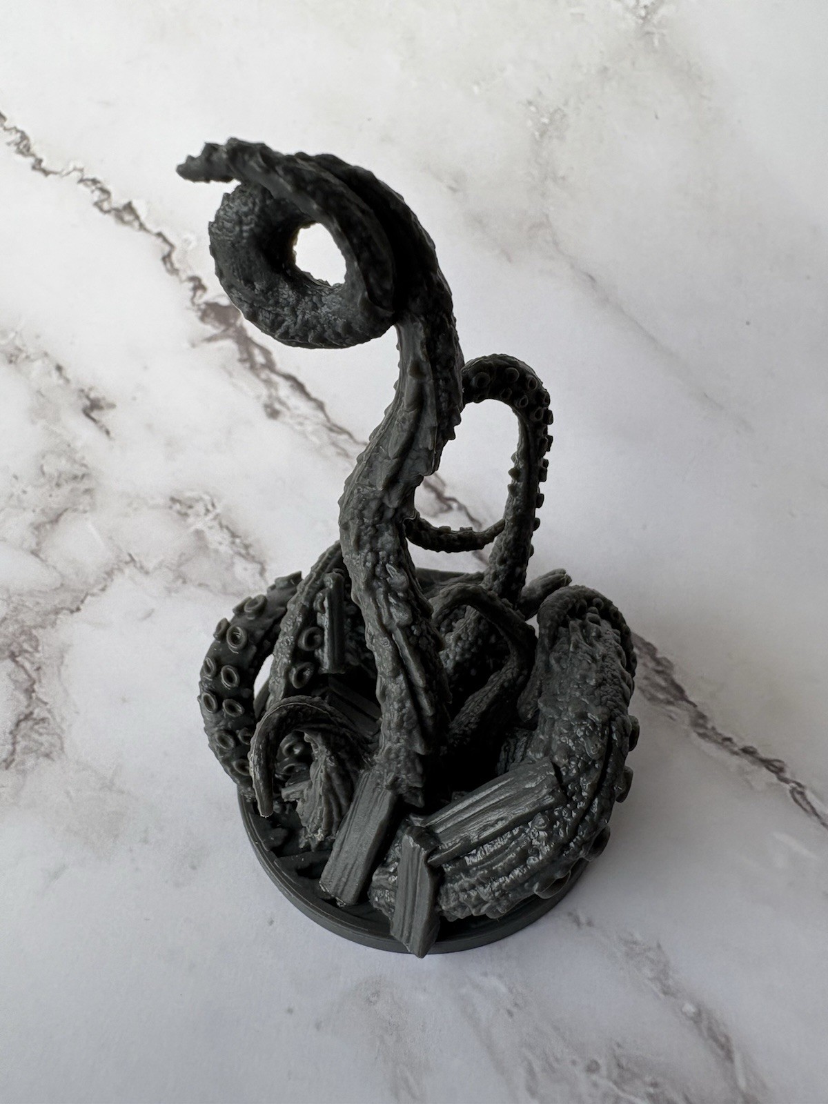Hellboy Kickstarter Miniature Tentacle Monster Hellboy