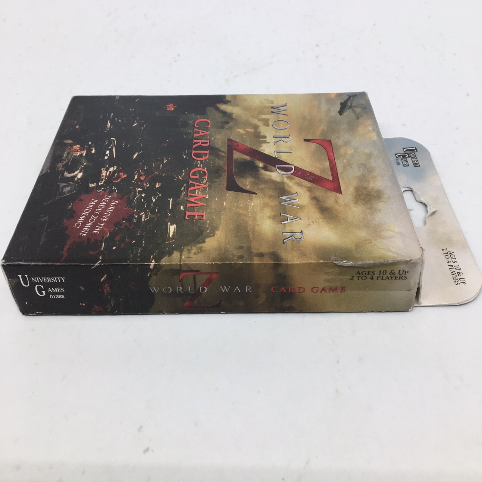 World War Z 2013 Card Game “Survive the Deadly Zombie Pandemic” – New in Box