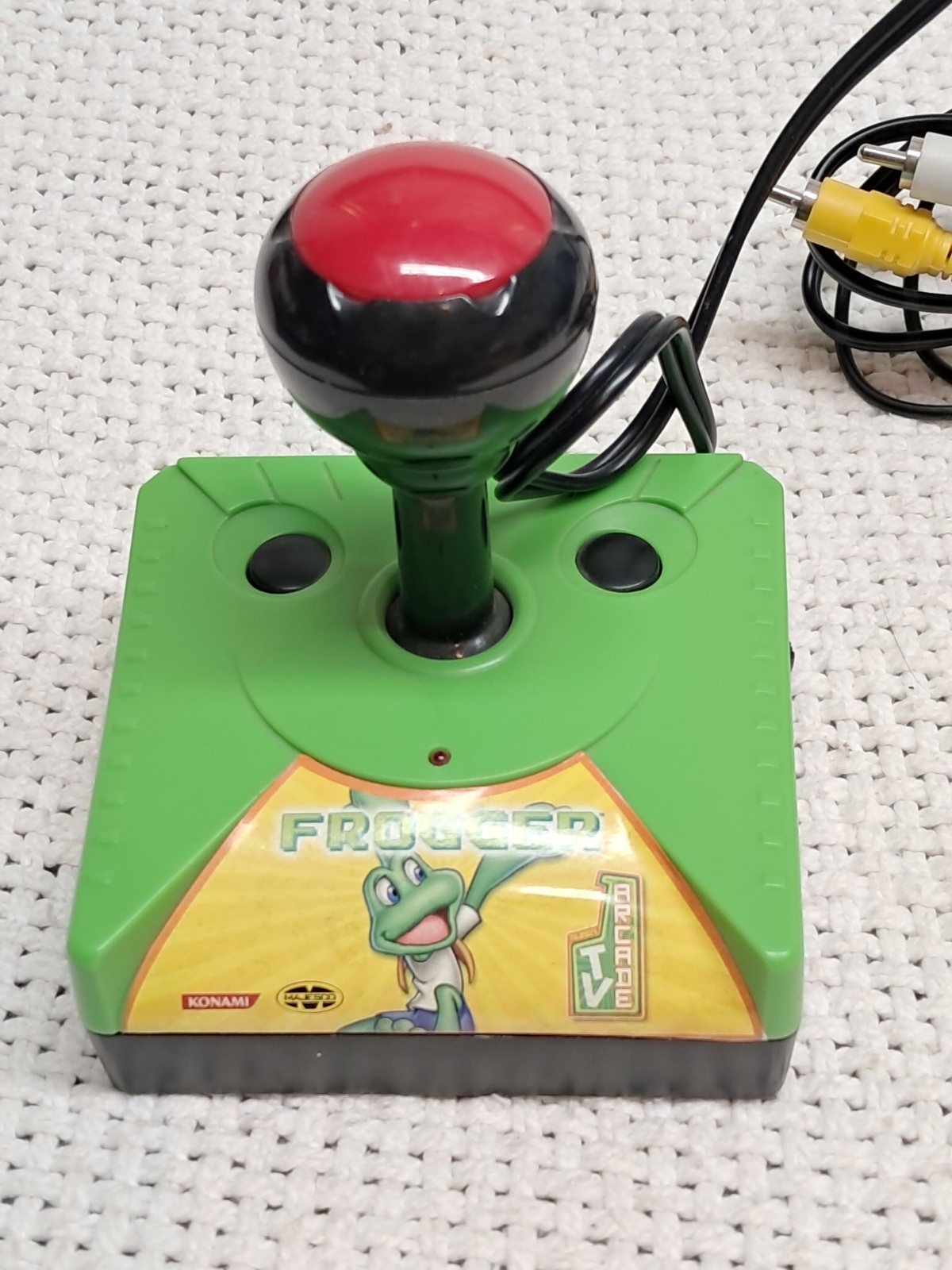 Konami Classic Frogger Plug-N-Play TV Arcade Game Console Toy new batteries