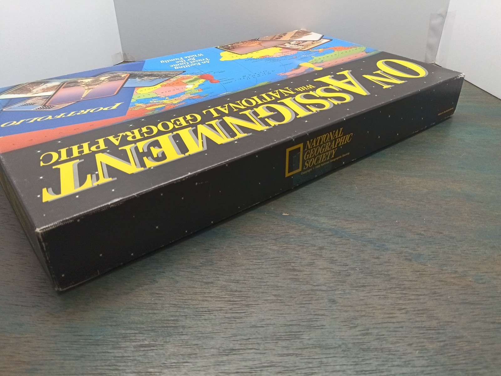 On Assignment with National Geographic Board Game Complete Vintage 1990