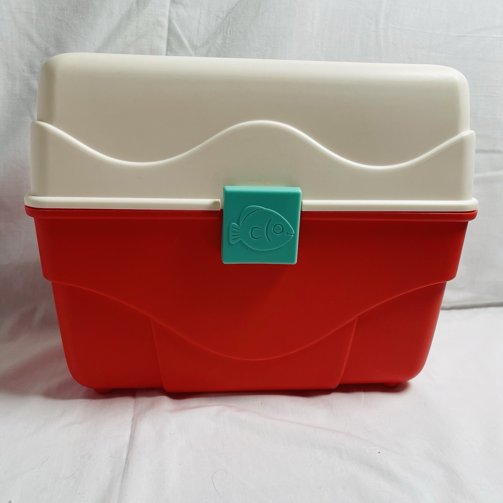 Gigglescape – Family Fish & Learn Game-Tackle Box Only