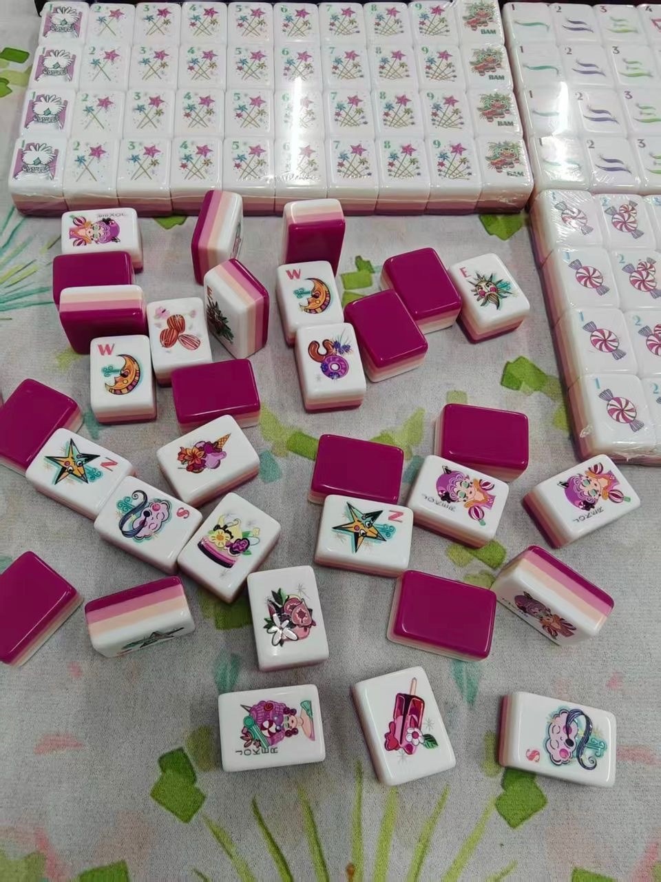 Glitterville Inspired 4-Layer Pink Back American Mahjong Tiles