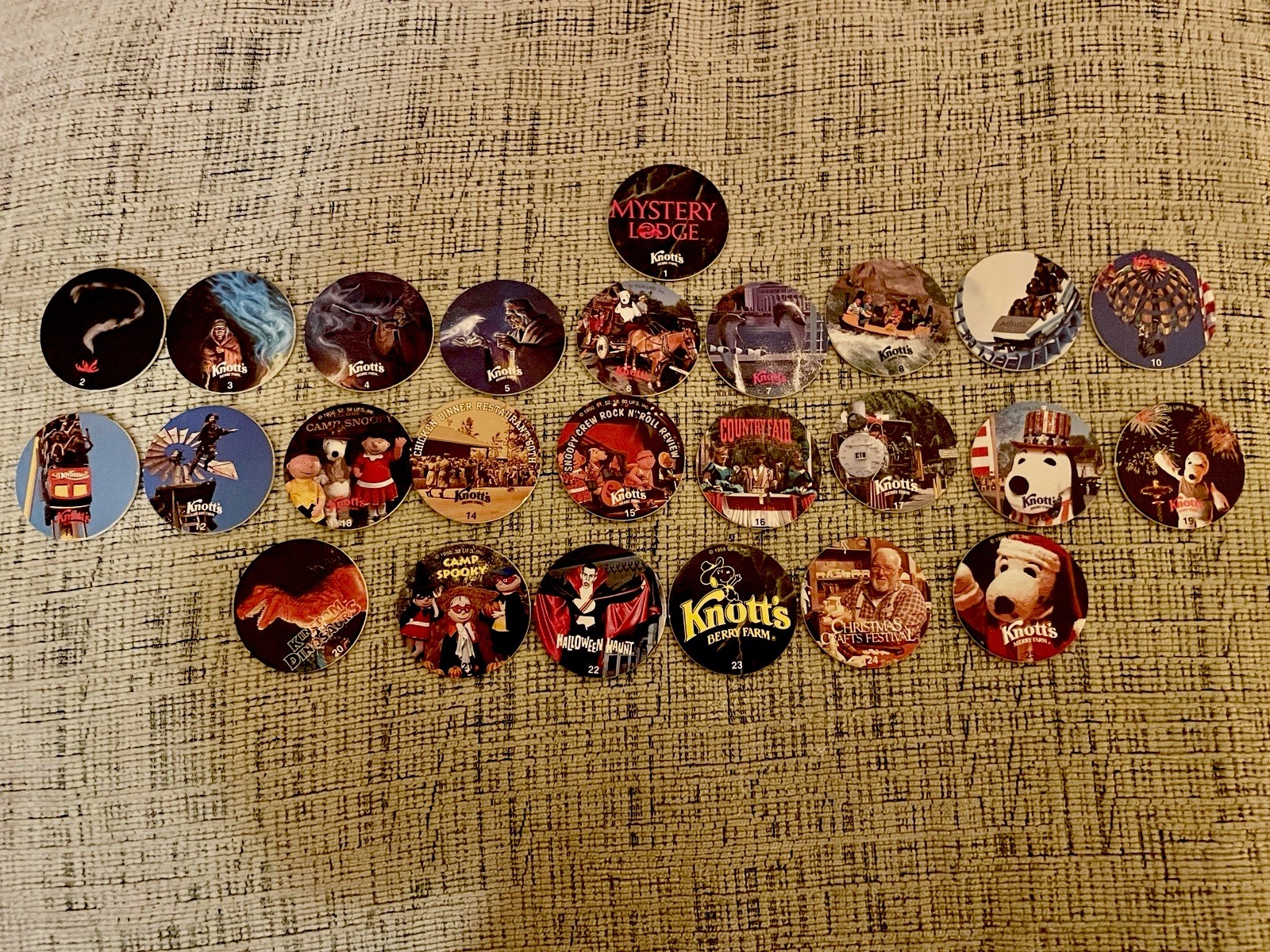 Vintage 1994 Knotts Berry Farms Complete Set Of Pogs (Stored In Sleeve)