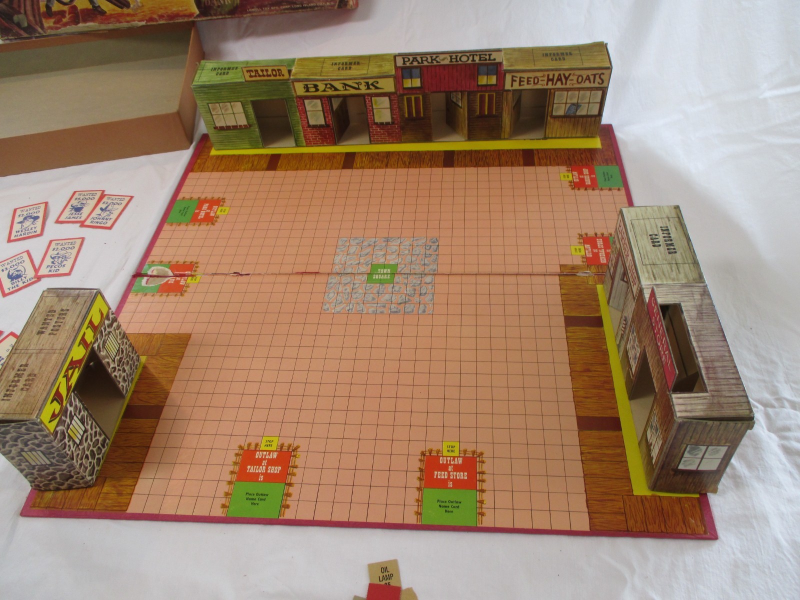 Vtg. BAT MASTERSON WESTERN BOARD GAME BY LOWELL 1958. May be Incomplete.