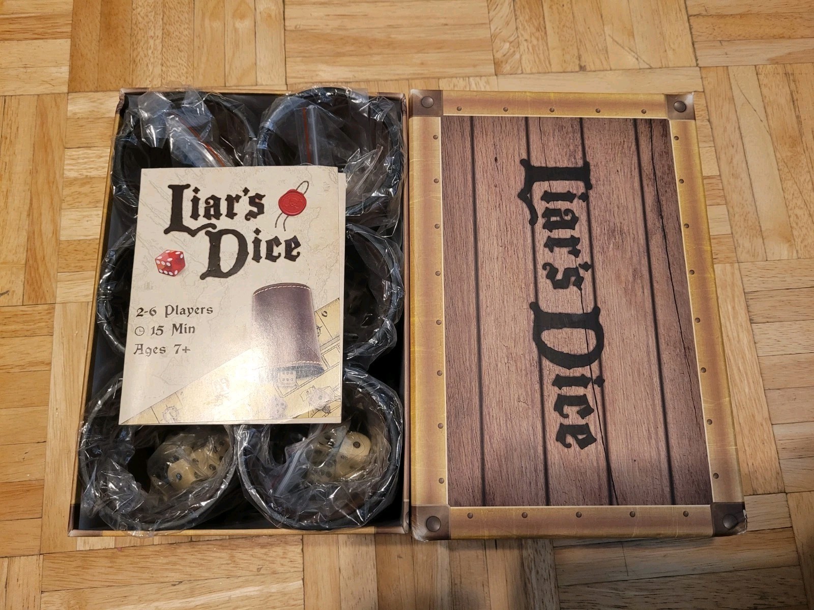 Brybelly Liar’s Dice Pirate Theme Complete Dice Game Set