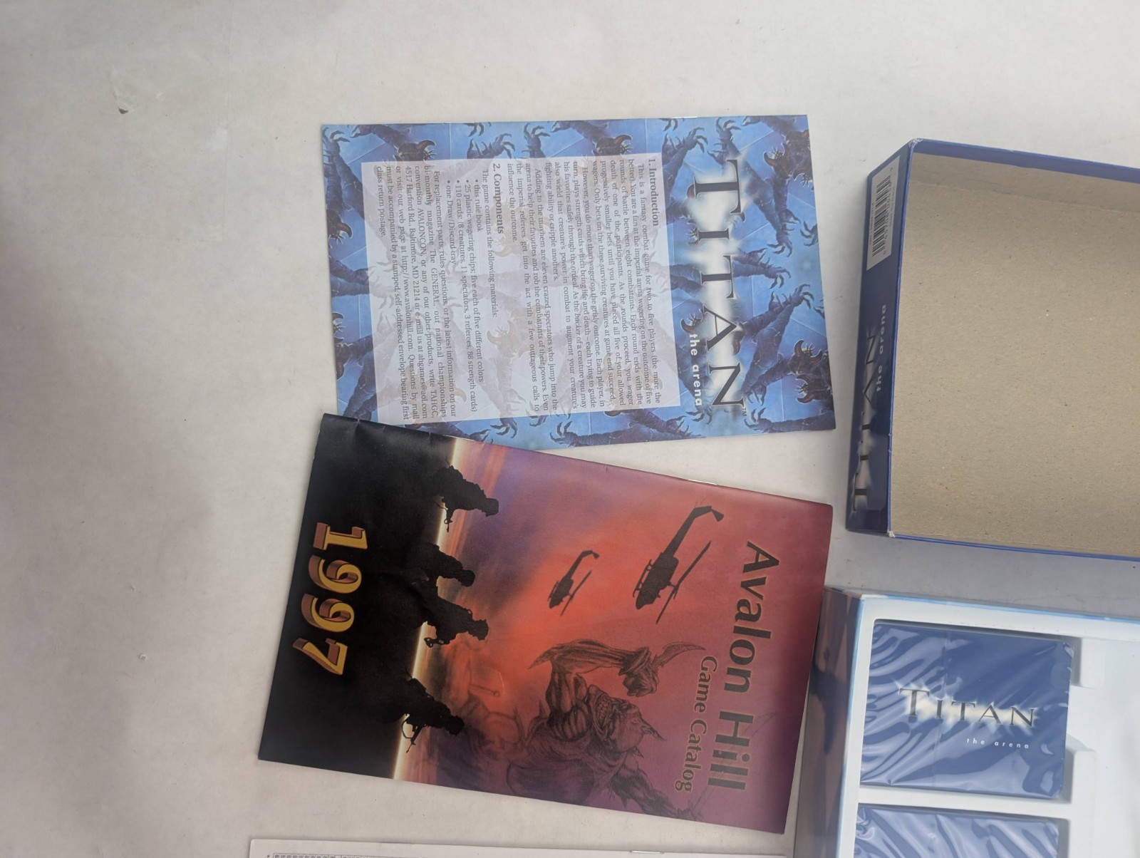 Titan: The Arena – Board Game Avalon Hill 1997 – Open box – Inside Sealed