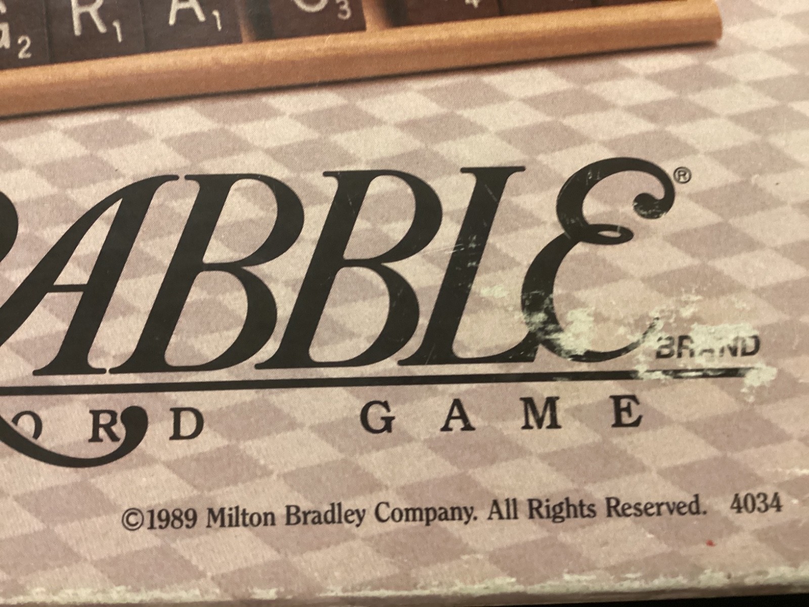 SCRABBLE DELUXE 1989 COMPLETE CROSSWORD GAME, 100 TILES, EXC. COND/ FREE POSTAGE