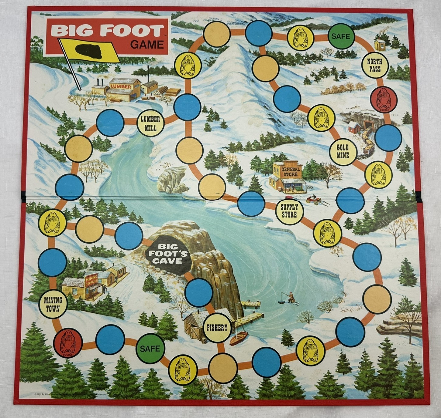 1977 Big Foot Game by Milton Bradley Complete in Great Condition FREE SHIPPING