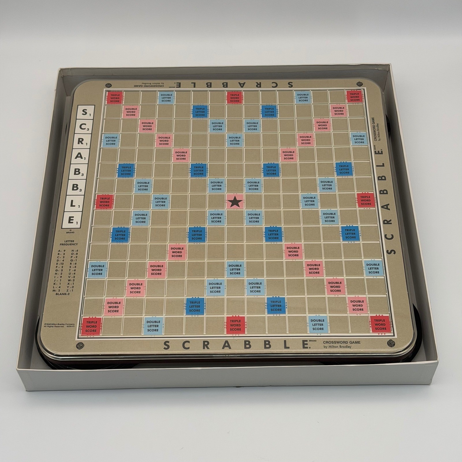 Vintage 1989 Scrabble Deluxe Edition Board Game Rotating Turntable 100% Complete