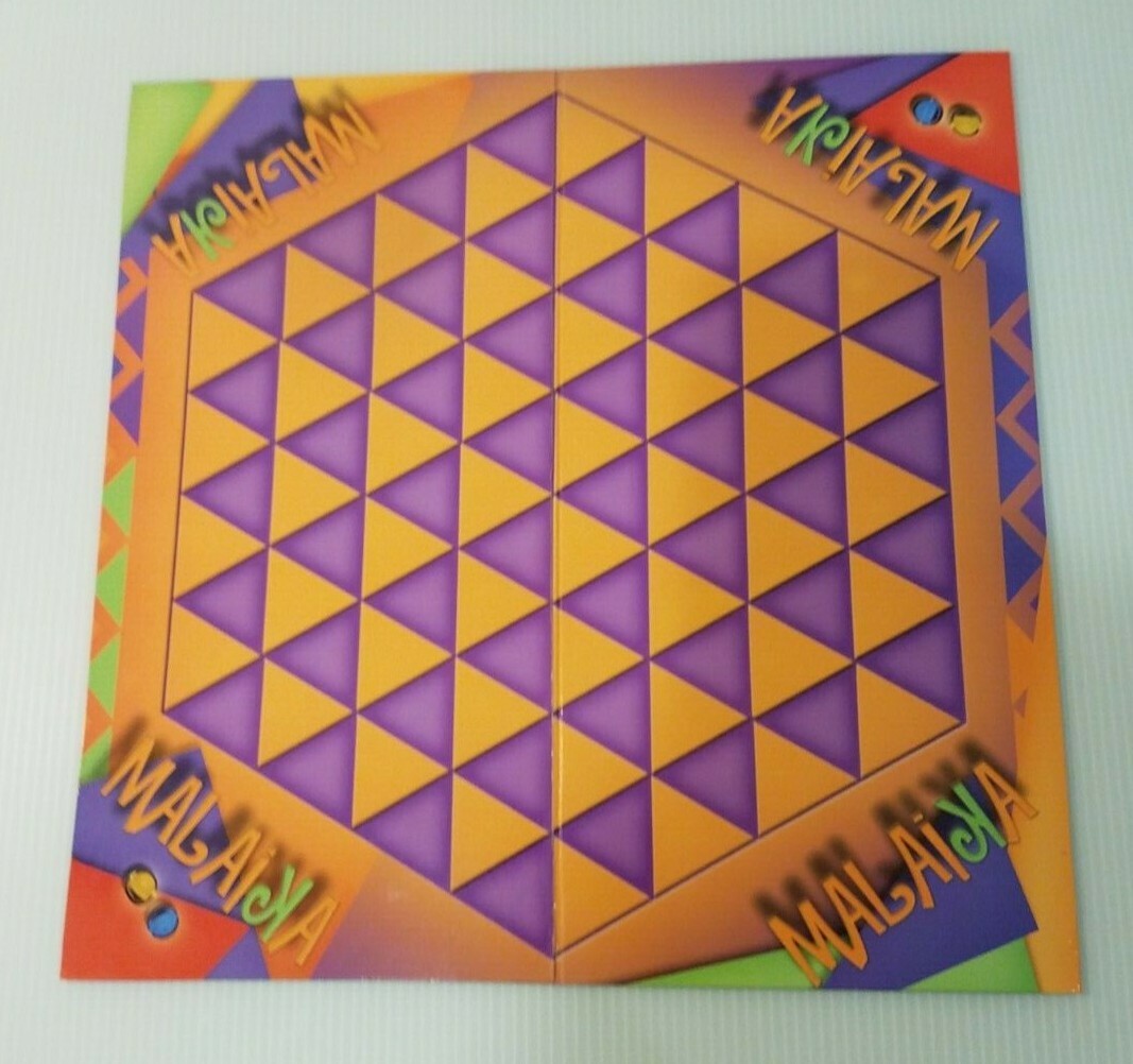 Malaika Strategy Board Game Surround and Capture RARE VTG Sterling Games 2003