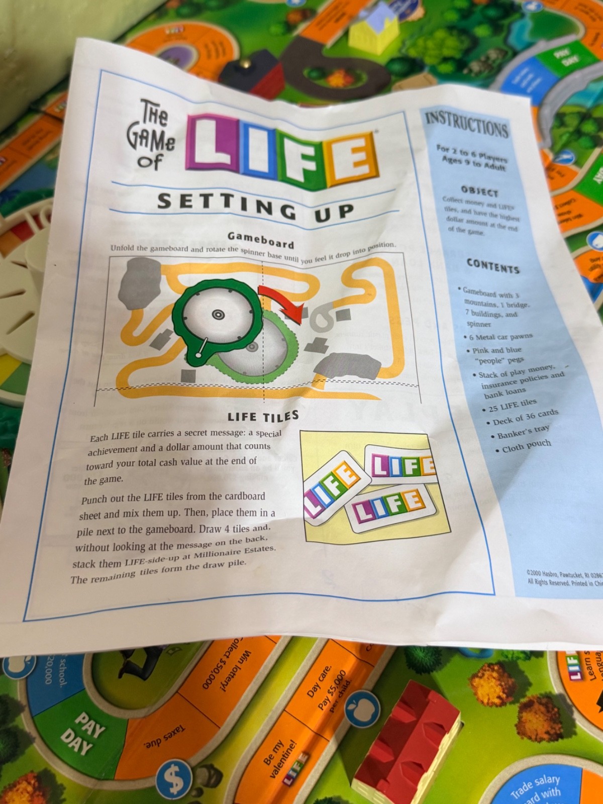 The Game of Life Collector’s Edition Tin COMPLETE Milton Bradley 2000