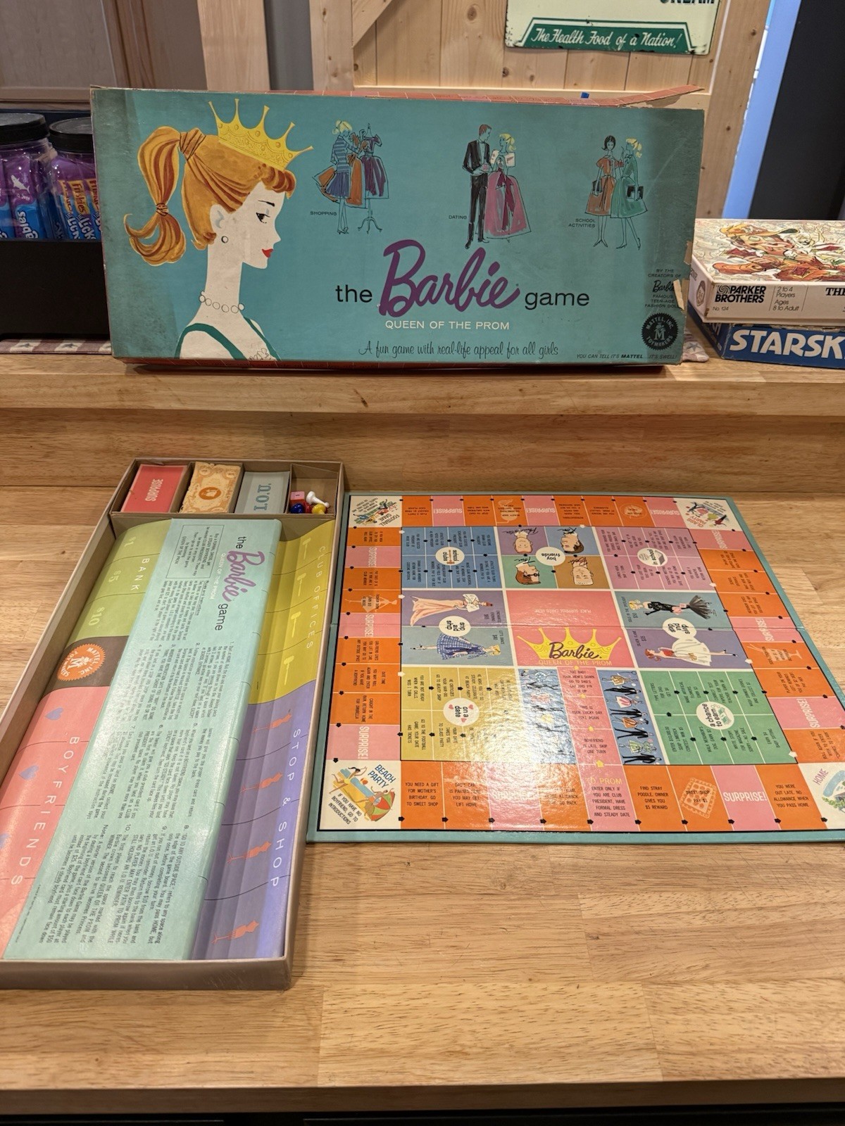 Mattel The Barbie Game Queen of the Prom Vintage Complete Board Game Ages 8-11