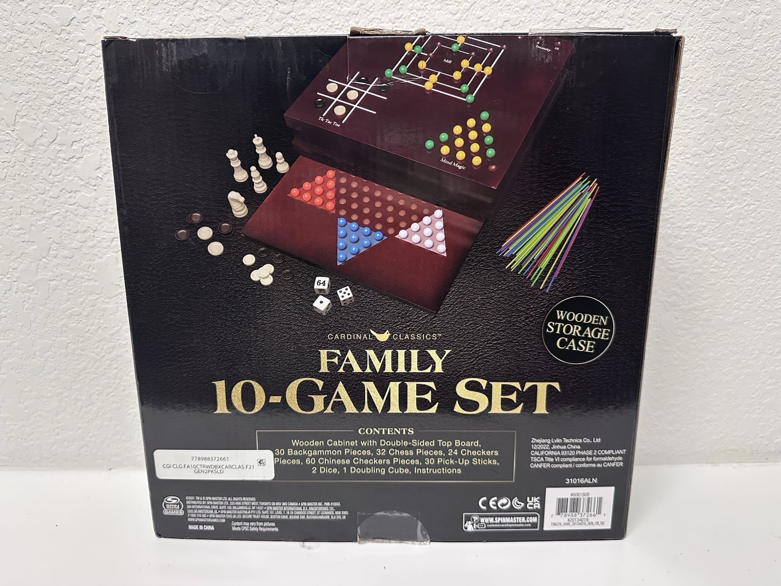 Cardinal Classics Family 10-Game Set Classic Board Games Wooden Case 8+ 2+