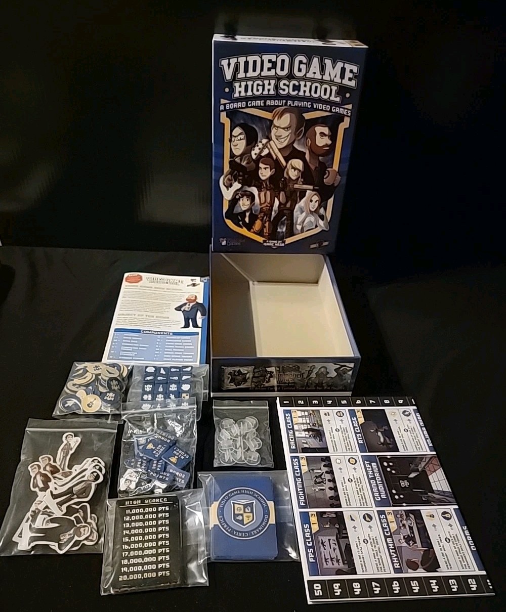 Plaid Hat Boardgame Video Game High School Box VG 2014 Complete ( Read/ See Pics