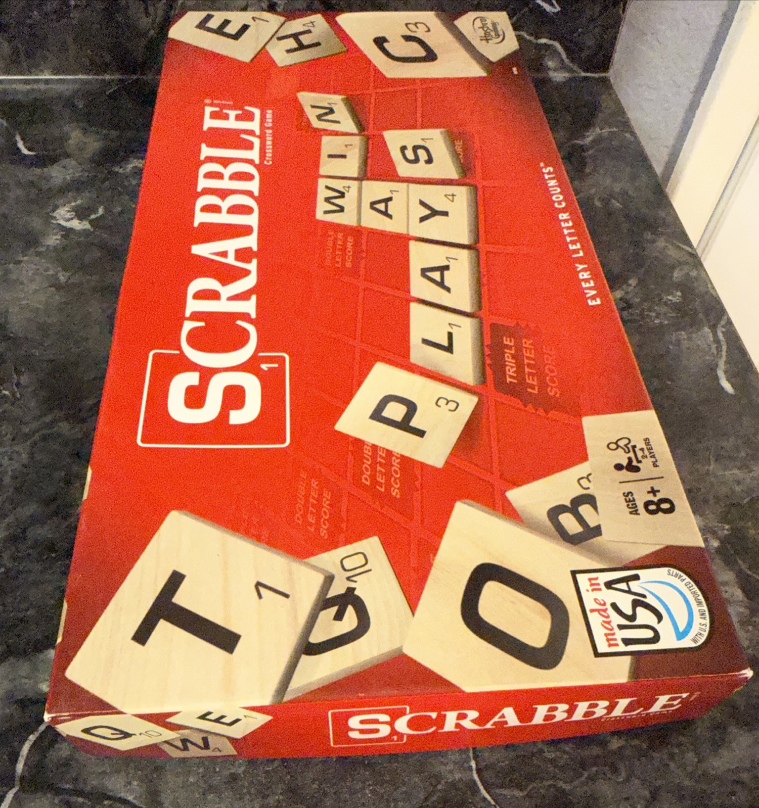 2013 Hasbro GamingScrabble Crossword Game