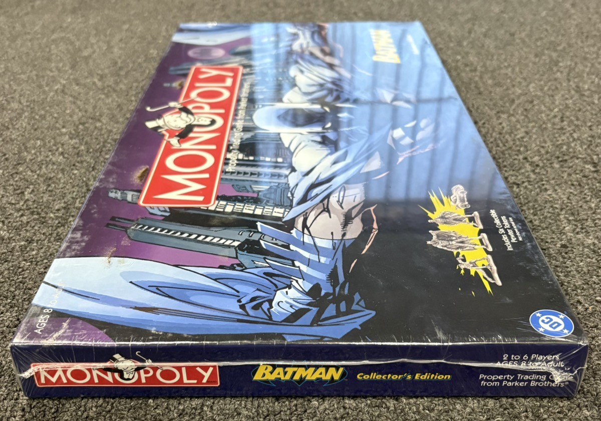NEW MONOPOLY BATMAN COLLECTORS EDITION BOARD GAME SEALED DC COMICS S (MVP039818)