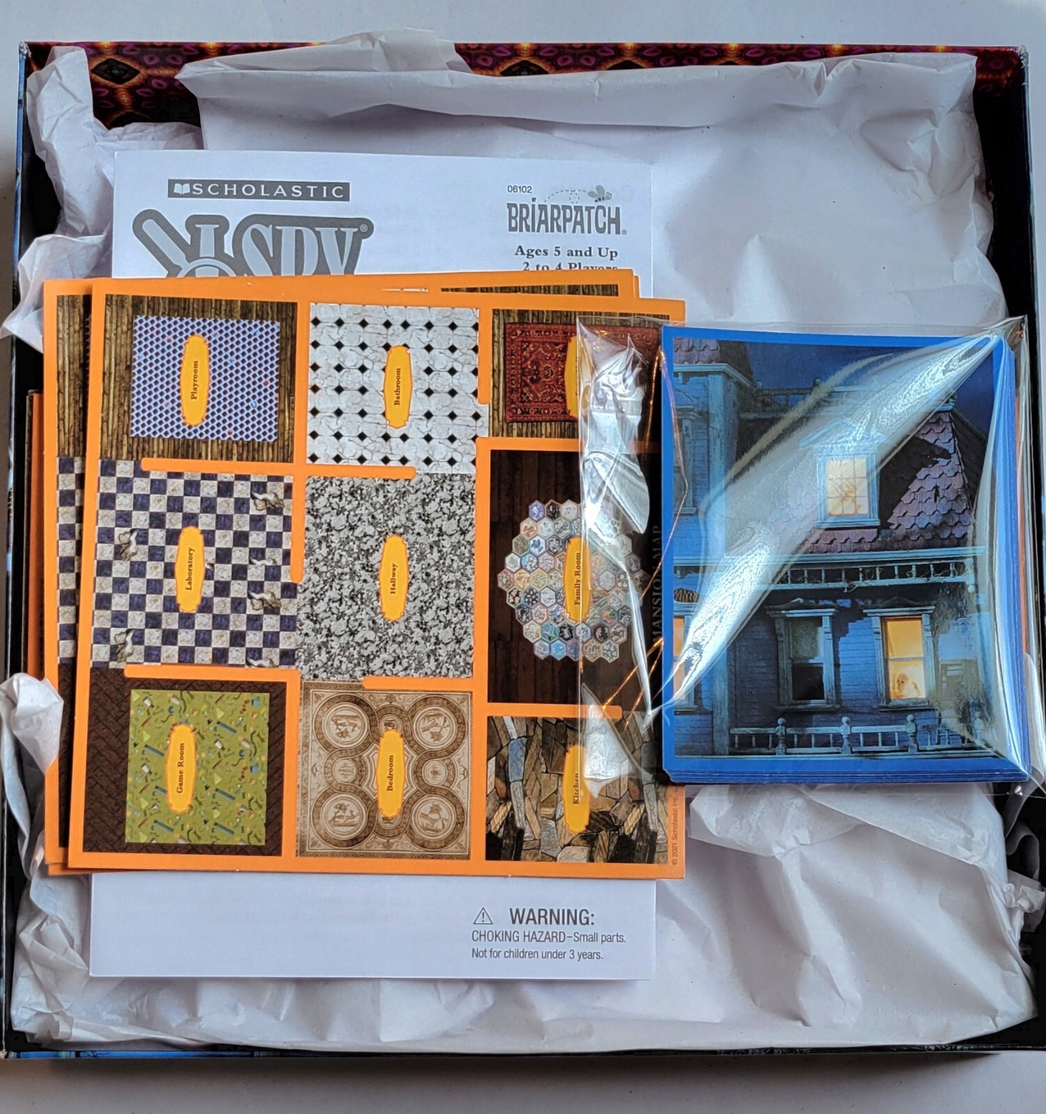 I Spy Spooky Mansion Halloween 3D Board Game Scholastic Briarpatch 2021