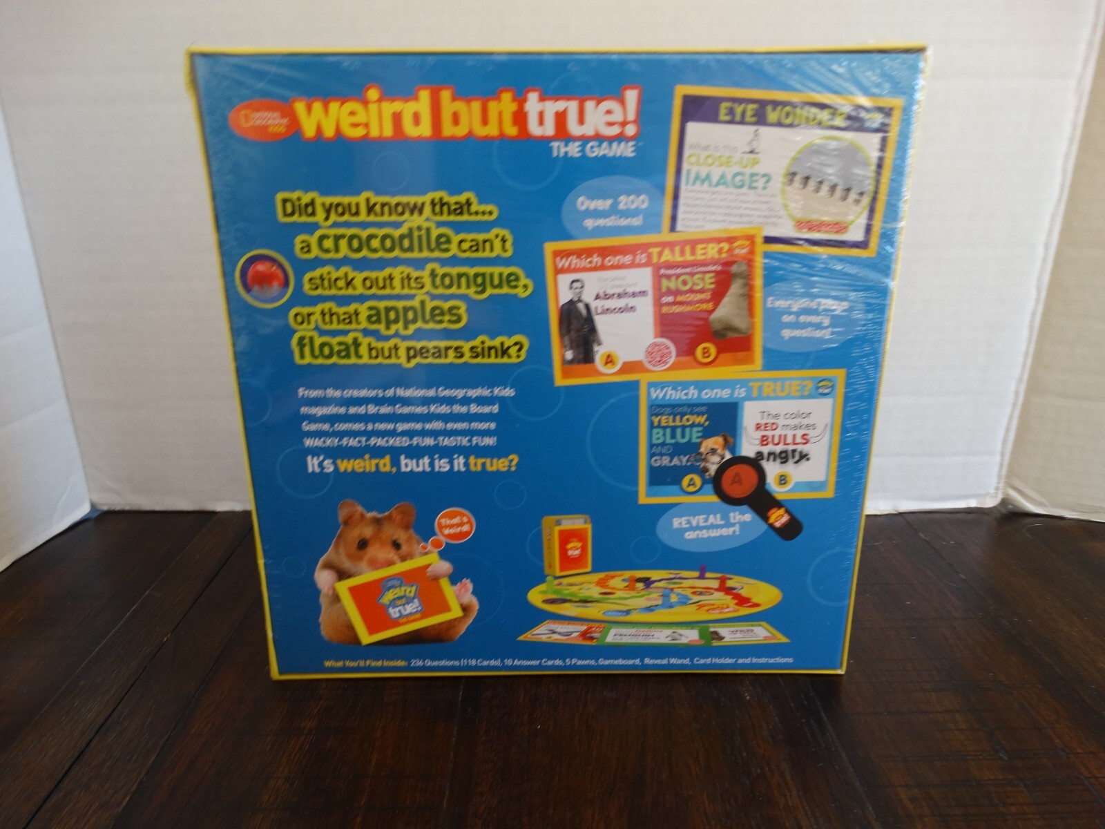 NEW National Geographic Kids Weird but True Board Game
