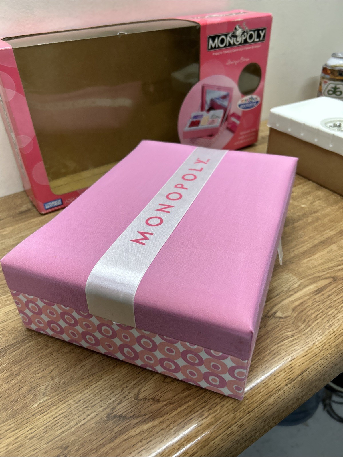 Monopoly Boutique Edition 2007 Toys R Us Exclusive Pink Keepsake Box RARE HTF