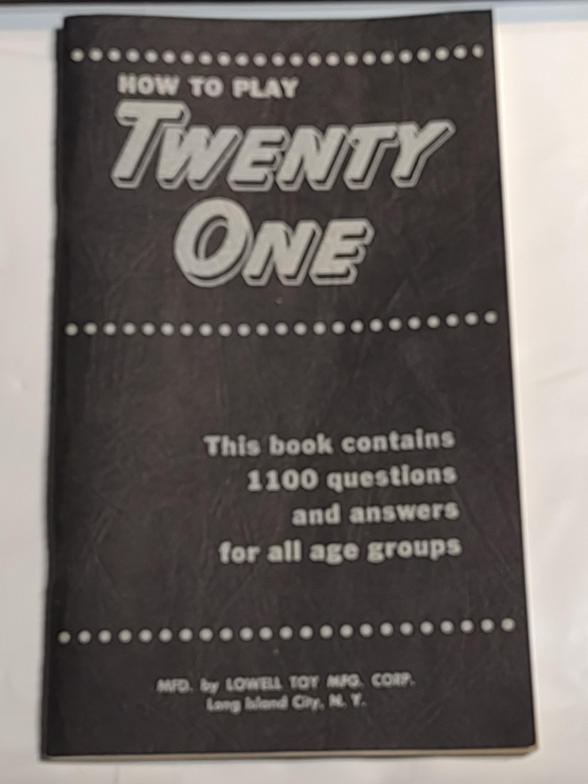 Vtg 1950s “Twenty One” TV Quiz Board Game-Lowell-Incomplete