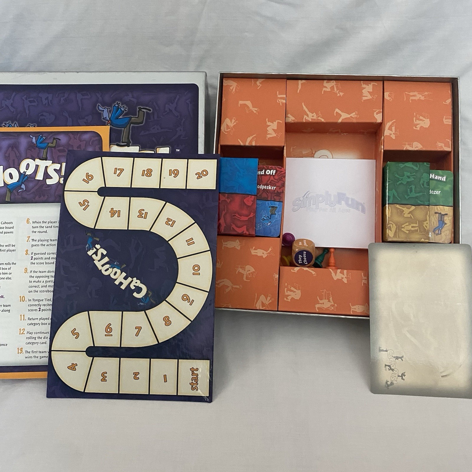 SimplyFun CaHoots! Charades Board Game Dry Erase 2+ Players Ages 6+ 2007