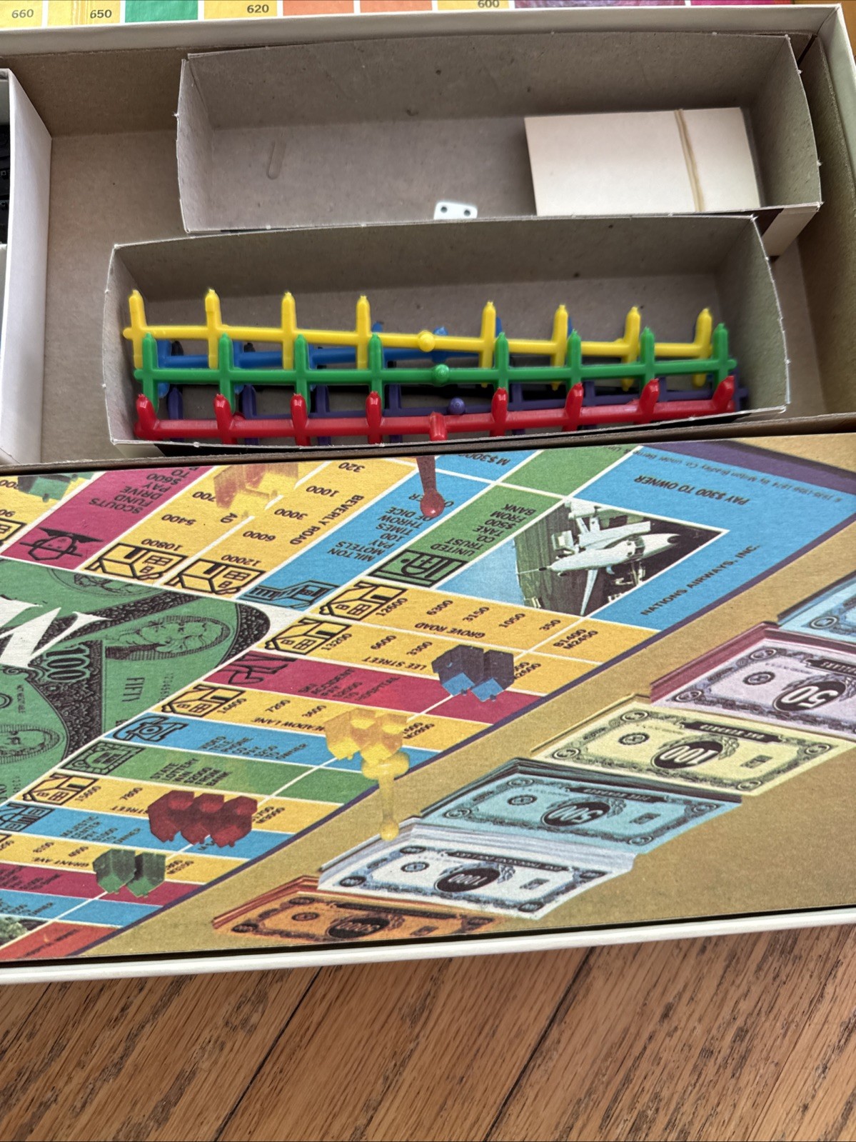 1974 Easy Money Game by Milton Bradley Complete in Good Condition FREE SHIPPING