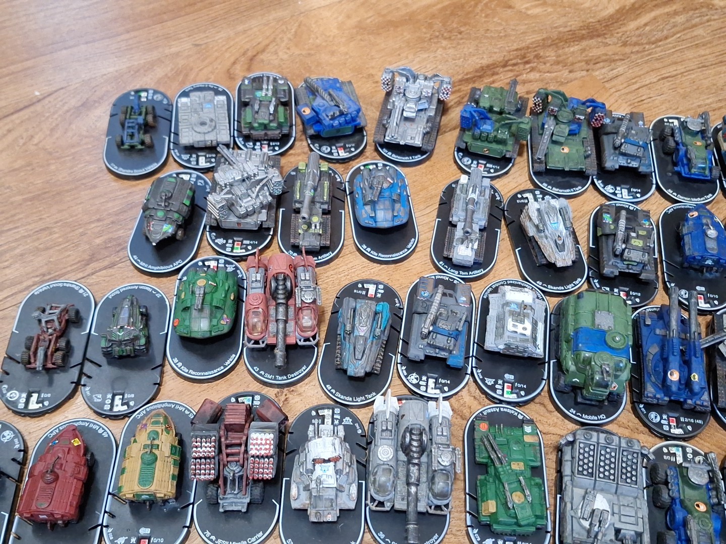 Lot 300+ Wizkids Mechwarrior 130+ Vehicles and 170+ Infantry Figures