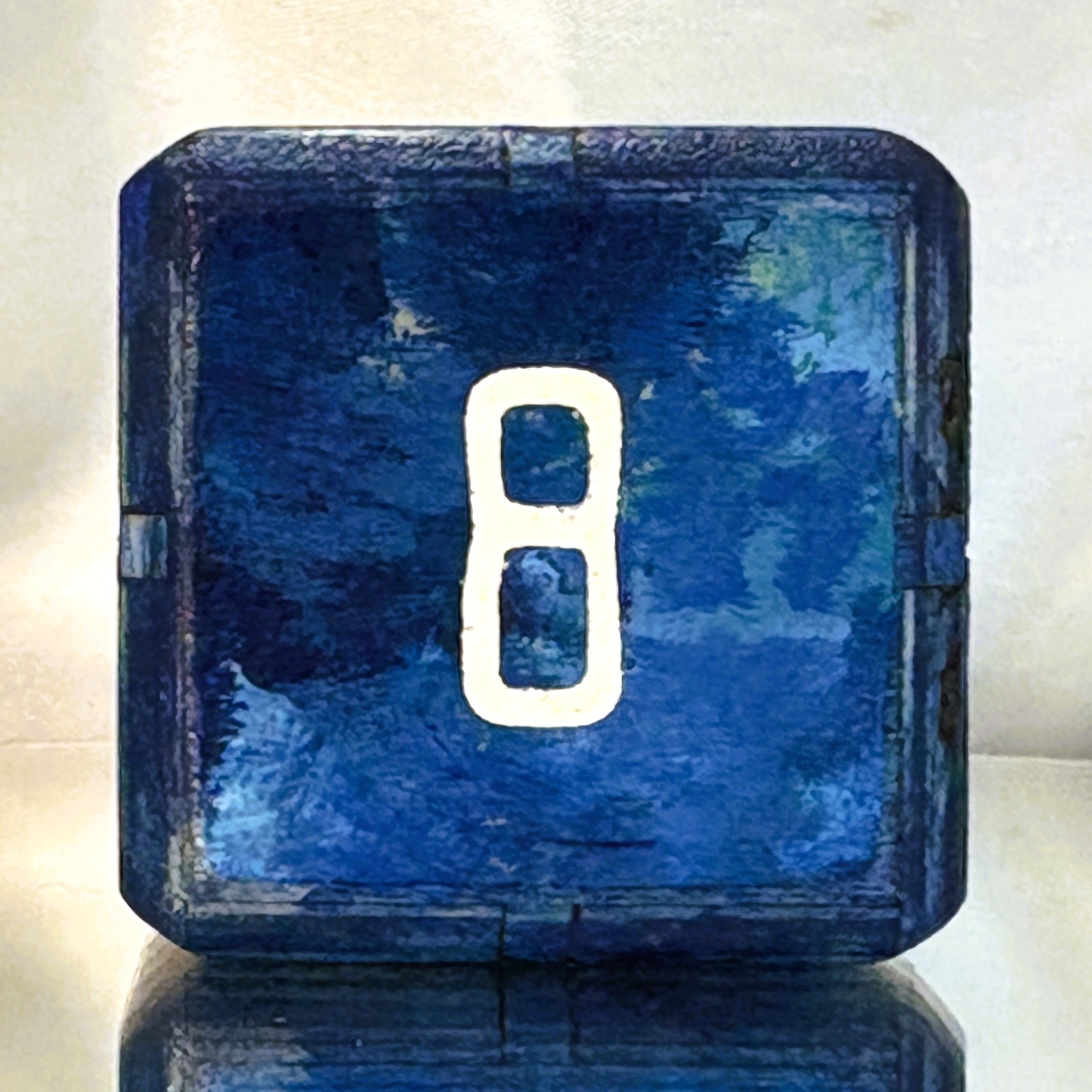 Blue Bengal – Deep Blue Roar – Backgammon Doubling Cube 36mm