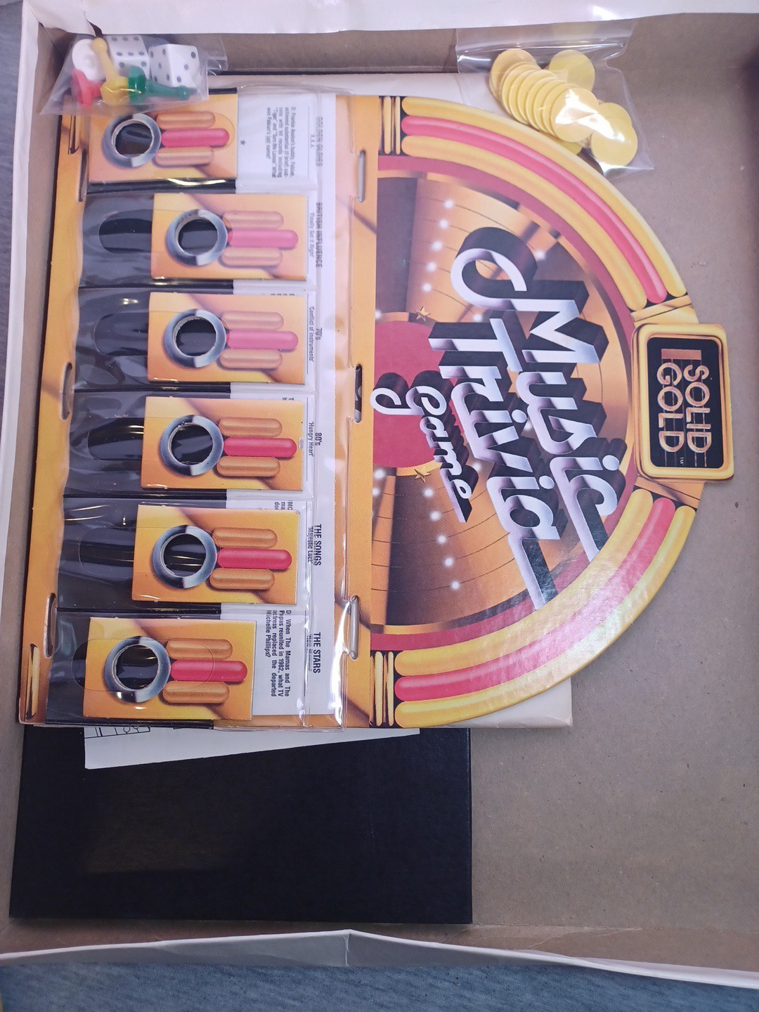 Vtg Solid Gold Music Trivia game 1984 Ideal Board Game, pre-owned
