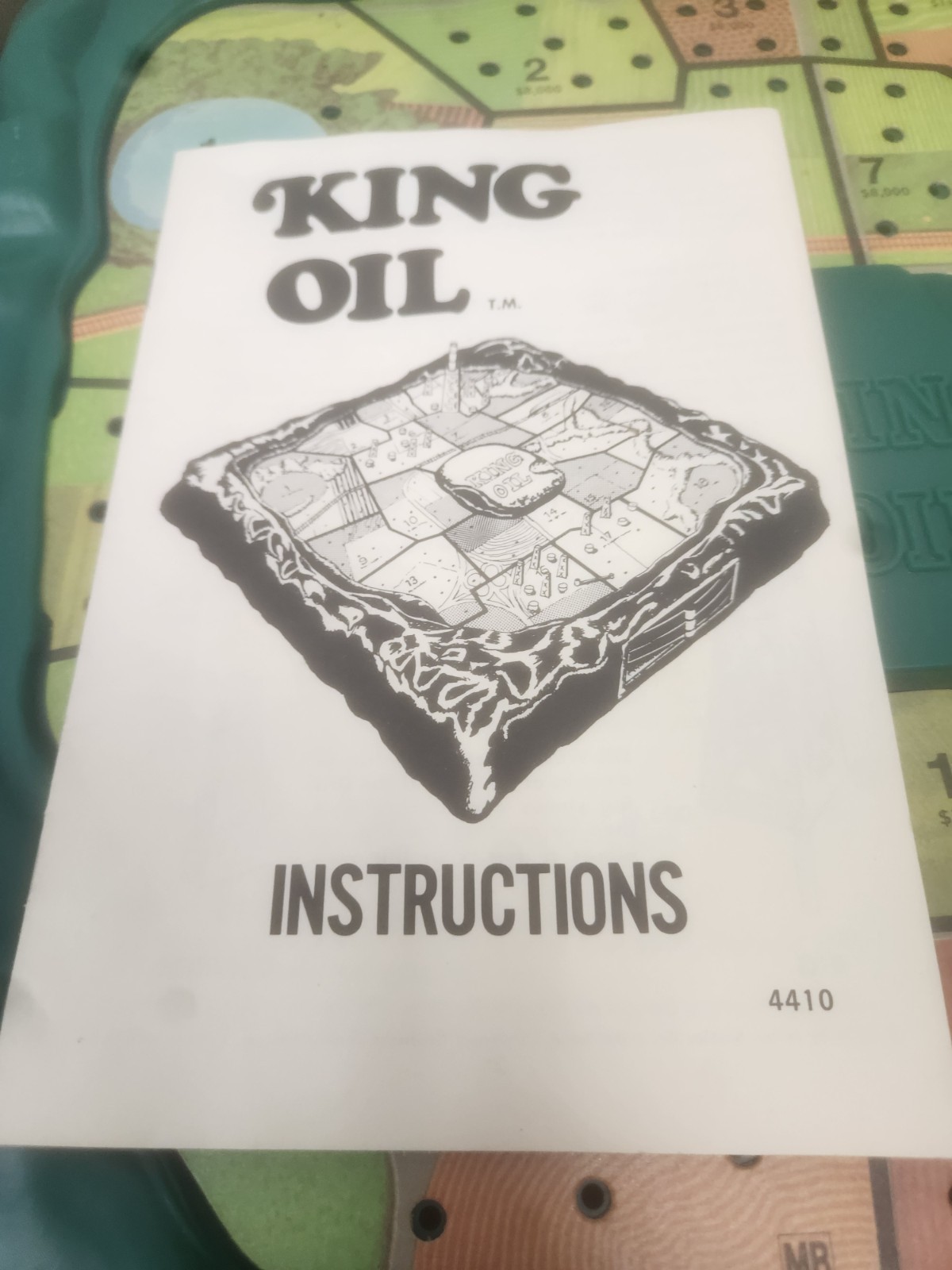 1974 Milton Bradley King Oil Strategy Board Game