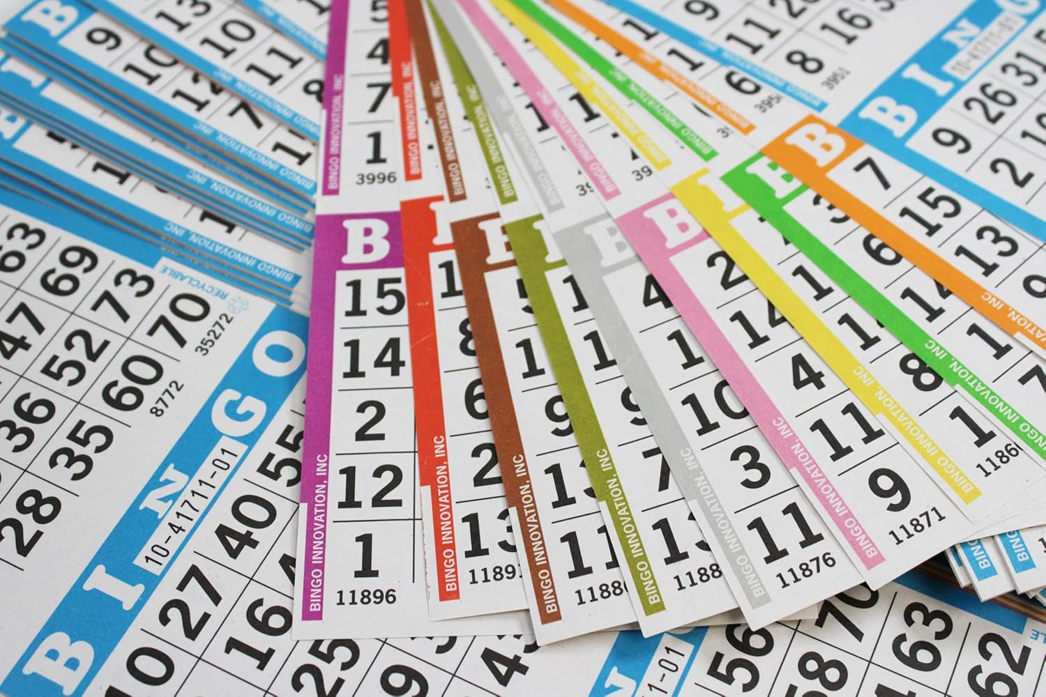 Bingo Books – 3 Faces, 10 Pages Each, 100 Disposable Game Books – Bold Dauber Sh