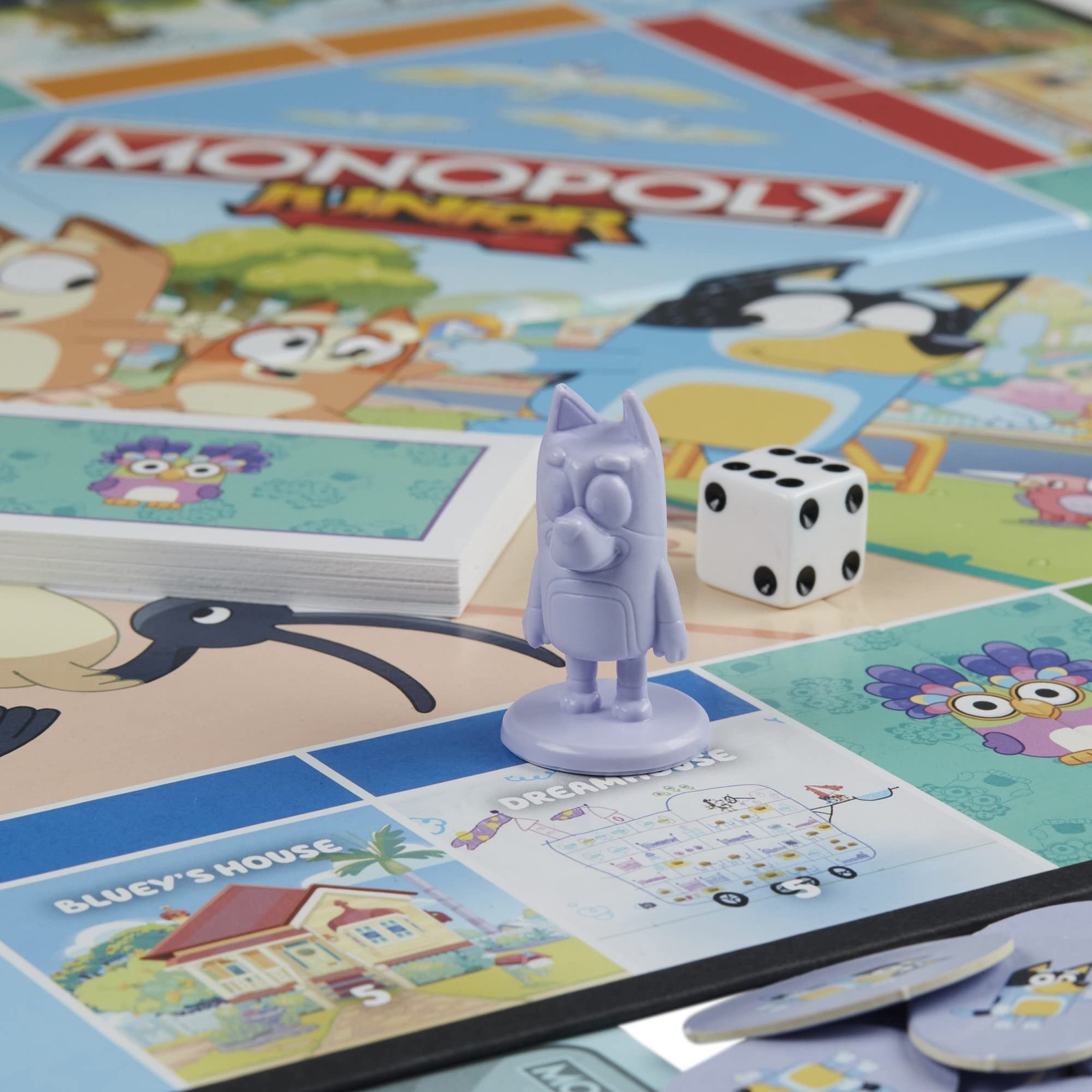 Hasbro Gaming Monopoly Junior Bluey Edition 10.51 x 13.11 x 0.1 inches, Blue